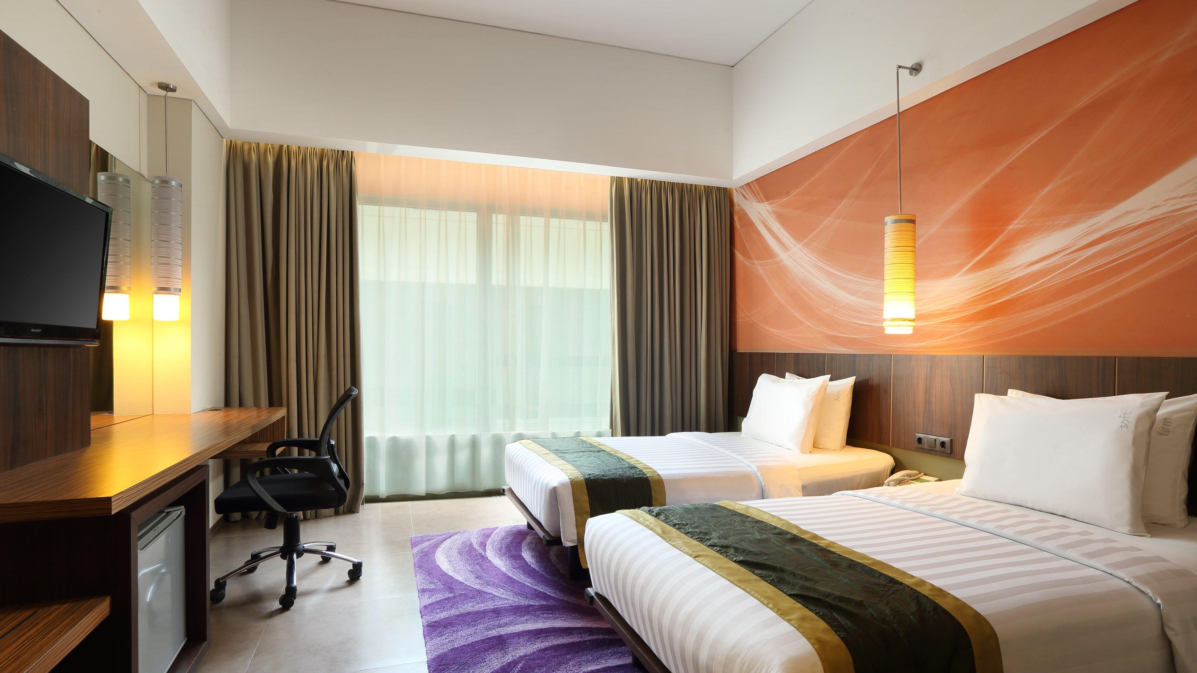 Holiday Inn Bandung Pasteur By Ihg Exterior photo
