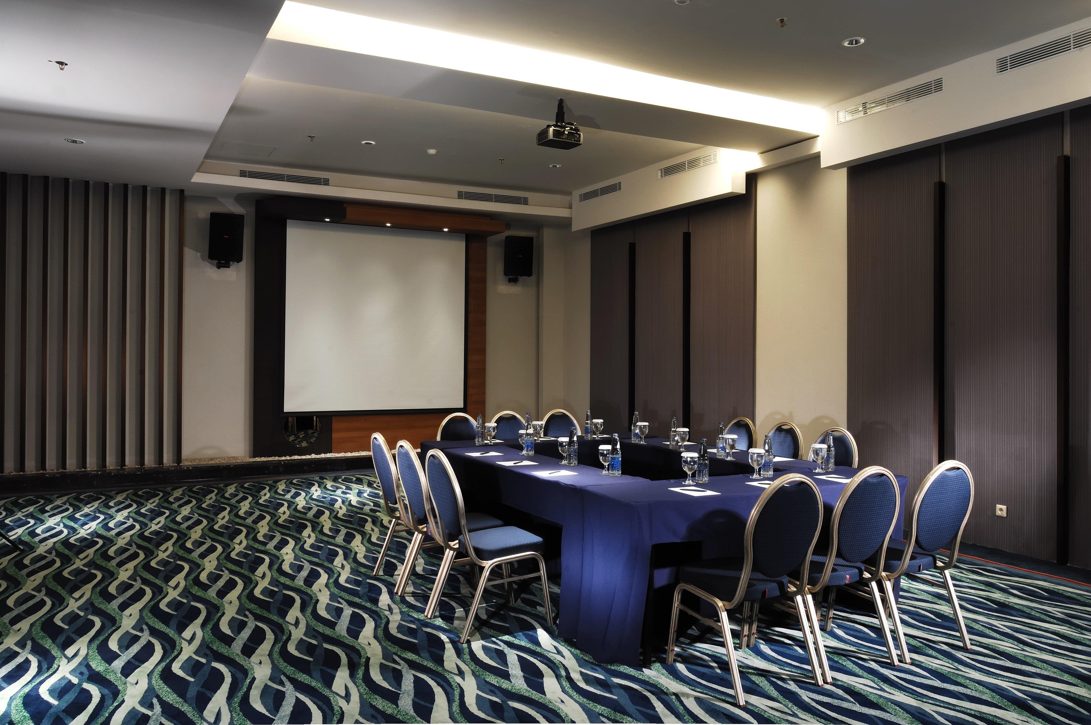 Holiday Inn Bandung Pasteur By Ihg Exterior photo